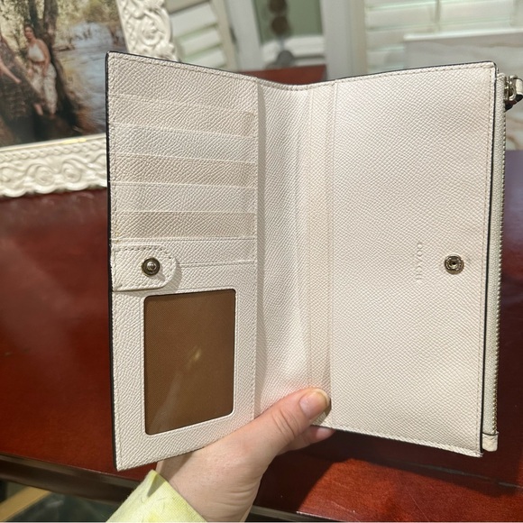Coach Double Zip Wallet in Colorblock - cream - Picture 6 of 12